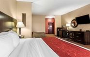 Phòng ngủ 7 Comfort Suites Waycross