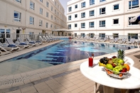 Swimming Pool Al Bustan Residence Hotel Apartments