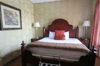 Bedroom Altland House Inn and Suites