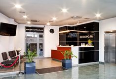 로비 3 InterHouse Hotel