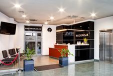 로비 InterHouse Hotel