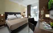 Bedroom 6 Aqua Hotel