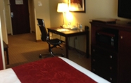 Bedroom 4 Comfort Suites Biloxi - Ocean Springs