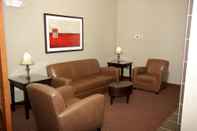 Common Space Hyatt Place Fort Myers/at The Forum