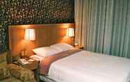 Kamar Tidur 4 Lord Beach Hotel