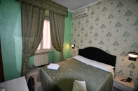 ห้องนอน Hotel Ferrarese Roma