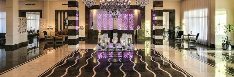 Lobby Jaz Crystal, Almaza Bay