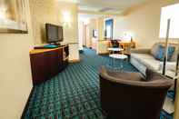 Ruang untuk Umum Fairfield Inn & Suites by Marriott Portsmouth Exeter