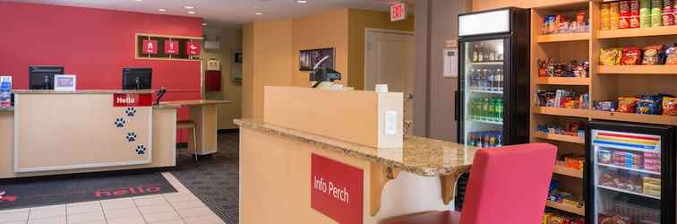 Lobi TownePlace Suites by Marriott Huntington