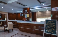 Lobi 5 Hotel Airport Residency