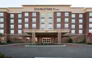 Bangunan 5 DoubleTree by Hilton Raleigh - Cary