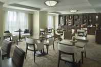 Bar, Kafe, dan Lounge Marriott Macon City Center