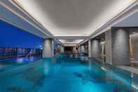 Swimming Pool Sheraton Shunde Hotel