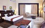 Kamar Tidur 3 Landmark Hotel Riqqa