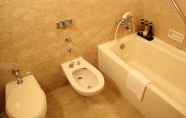 Toilet Kamar 7 Shin Furano Prince Hotel