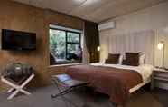 Bedroom 2 African Rock Hotel