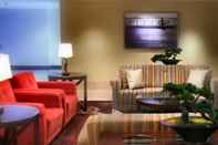 Lobby Hilton Garden Inn Bethesda Downtown