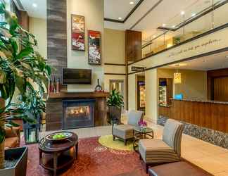 Lobi 2 Hilton Garden Inn Bethesda Downtown