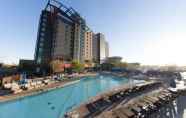 Swimming Pool 2 Gila River Resorts & Casinos – Wild Horse Pass