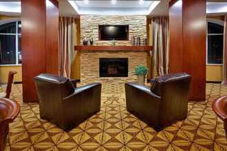 Lobby 4 Holiday Inn Express Hotel & Suites CLARINGTON - BOWMANVILLE, an IHG Hotel