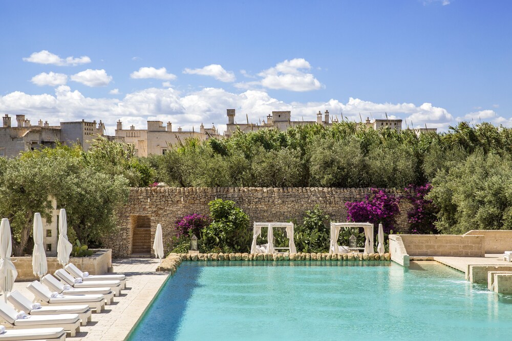 สระว่ายน้ำ Borgo Egnazia