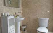 Toilet Kamar 5 The Mardonia