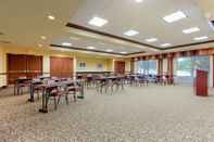 Functional Hall Comfort Suites Charleston West Ashley
