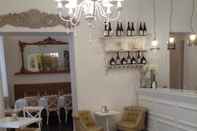 Bar, Kafe, dan Lounge Hotel Gargallo