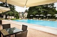 Swimming Pool Relais Villa Valfiore