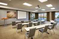 Functional Hall SpringHill Suites by Marriott Vernal