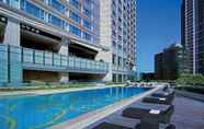 Swimming Pool 6 Hyatt Regency Hong Kong, Tsim Sha Tsui