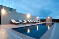 Swimming Pool Nobile Suites Monumental