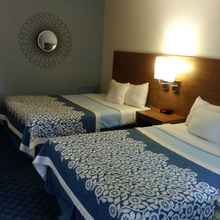 Kamar Tidur 4 Mainstreet Inn