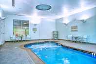 Hồ bơi SpringHill Suites by Marriott Harrisburg Hershey