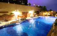 Swimming Pool 5 Harbour Plaza 8 Degrees