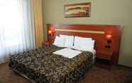 Kamar Tidur 5 Hotel Golden Lake Resort