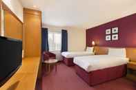 Bedroom Days Inn by Wyndham Peterborough