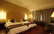 Bilik Tidur 4 Yuanhua International Grand Hotel