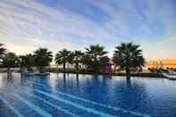 Swimming Pool Fairmont Bab Al Bahr