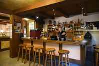 Quầy bar, cafe và phòng lounge Waldhotel Unspunnen