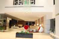 Lobi The Pride Hotel