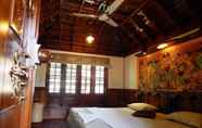 Phòng ngủ 5 Backwater Retreat - Honeymoon House
