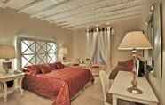 Kamar Tidur 7 La Residence Mykonos Hotel Suites