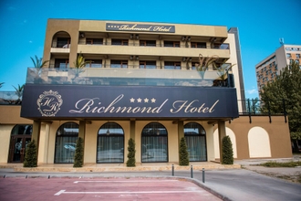 Exterior 4 Richmond Hotel