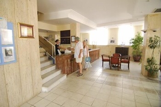 Lobby 4 Akdeniz Apart Hotel