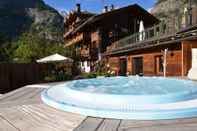 Swimming Pool Hotel Svizzero