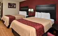 Bedroom 4 Red Roof Inn Cartersville–Emerson/LakePoint North