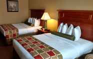 Phòng ngủ 6 Best Western Plus University Park Inn & Suites