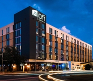 Exterior 2 Aloft Austin at The Domain