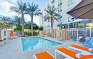 Swimming Pool 7 Aloft Phoenix Airport